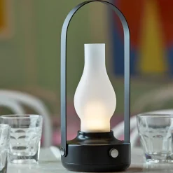 Cordless LED Lantern Lamp