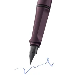 Lamy Safari Scarlet Fountain Pen