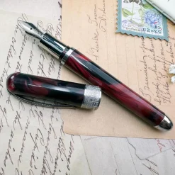 Pineider Avatar UR Mini Fountain Pen