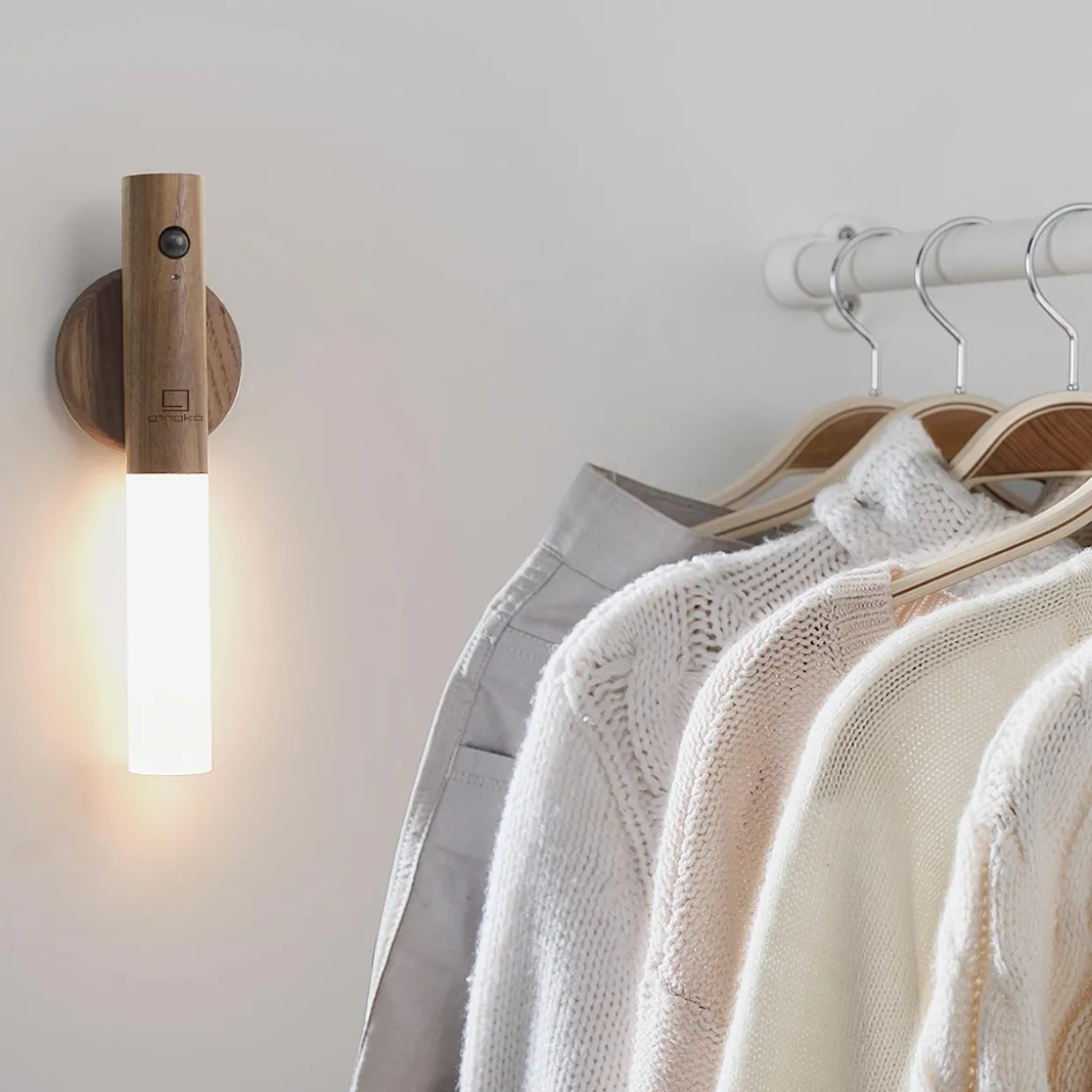 Smart Baton Light