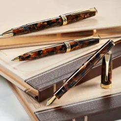 True Writer Classic Golden Dark Tortoise Fountain Pen